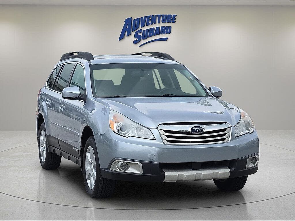 2012 SUBARU Outback