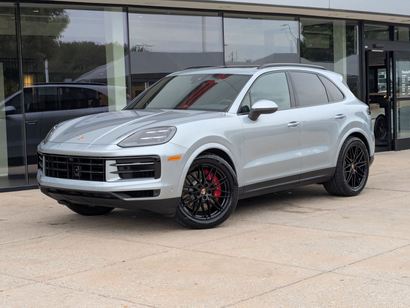 2026 PORSCHE Cayenne