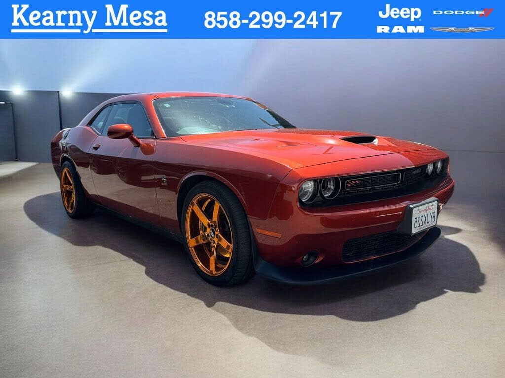 2021 DODGE Challenger