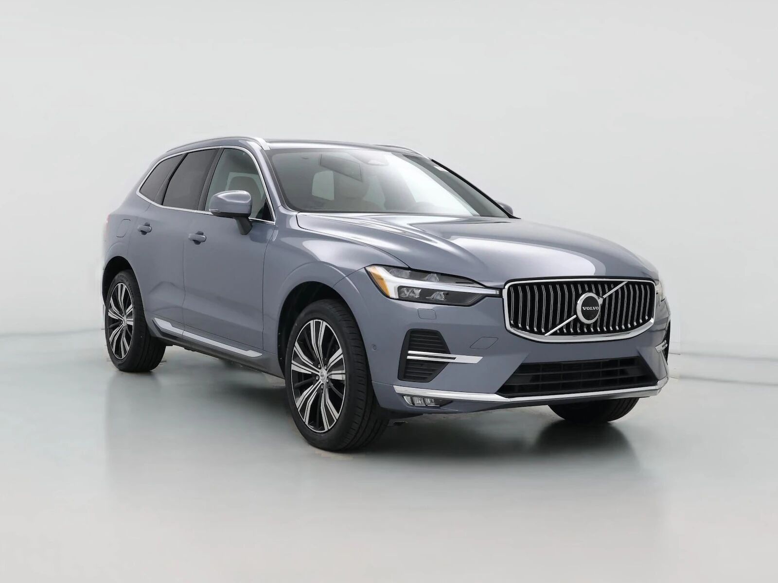 2023 VOLVO XC60