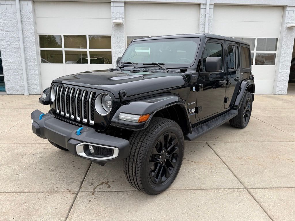 2023 JEEP Wrangler