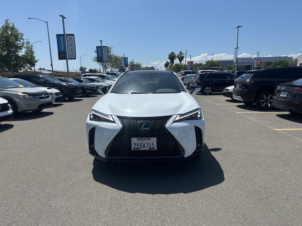 2024 LEXUS UX