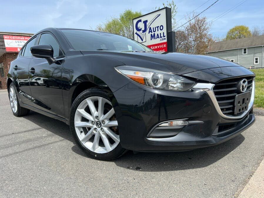 2017 MAZDA Mazda3