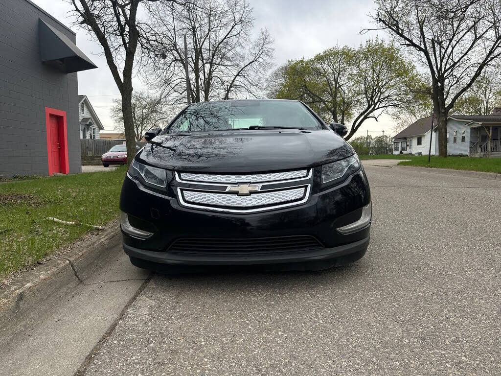 2013 CHEVROLET Volt
