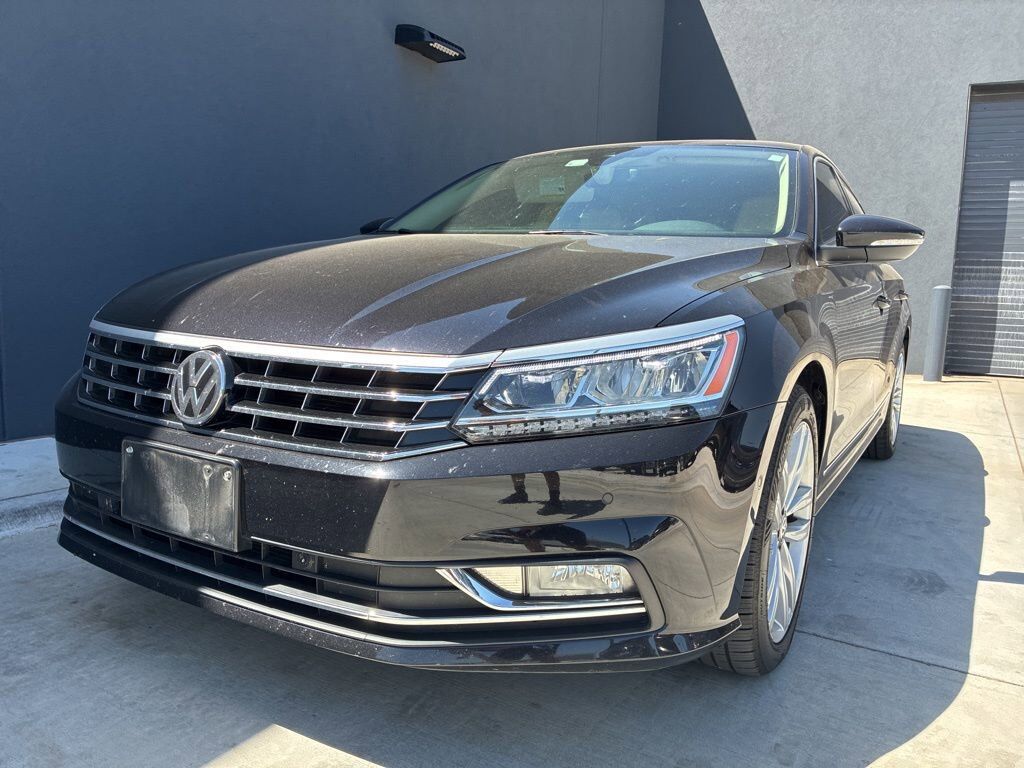 2017 VOLKSWAGEN Passat
