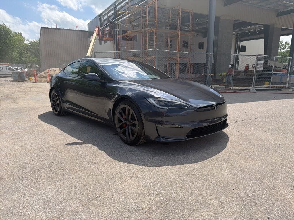 2023 TESLA Model S