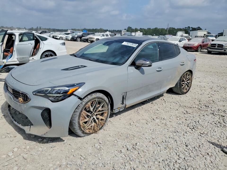 2023 KIA Stinger
