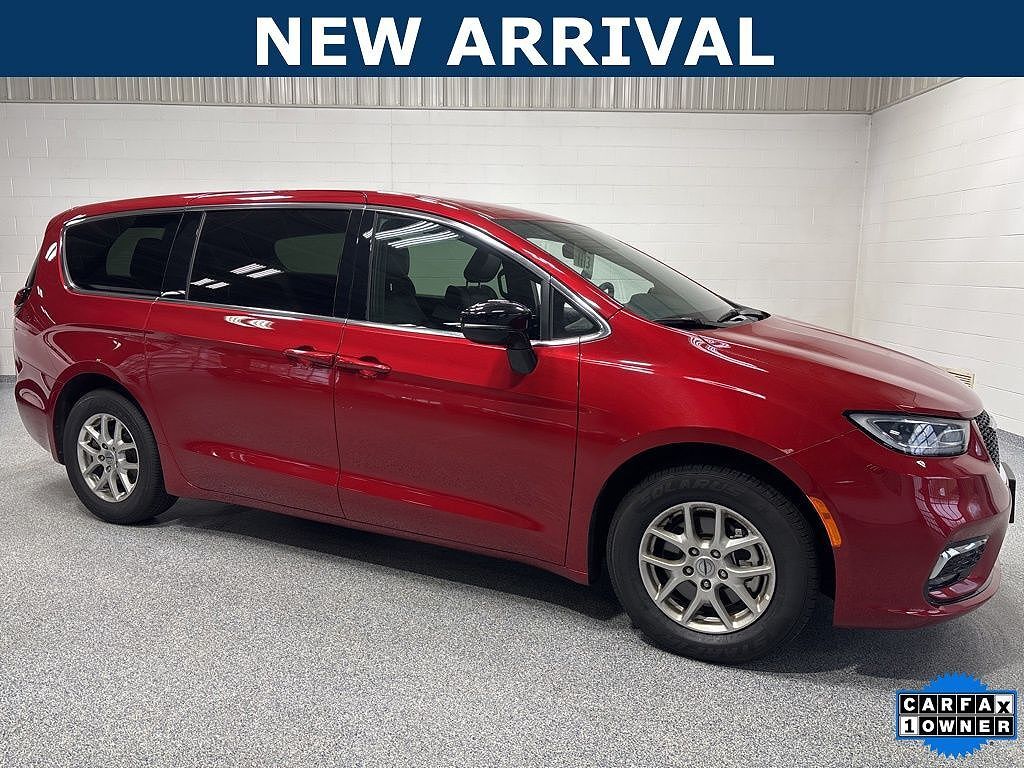 2025 CHRYSLER Pacifica