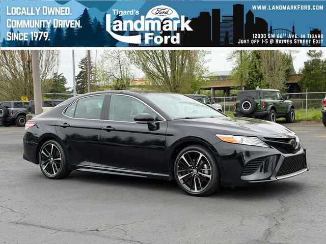 2020 TOYOTA Camry