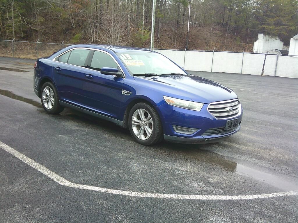 2013 FORD Taurus