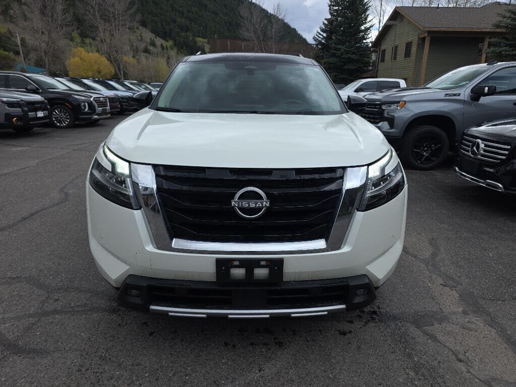2023 NISSAN Pathfinder