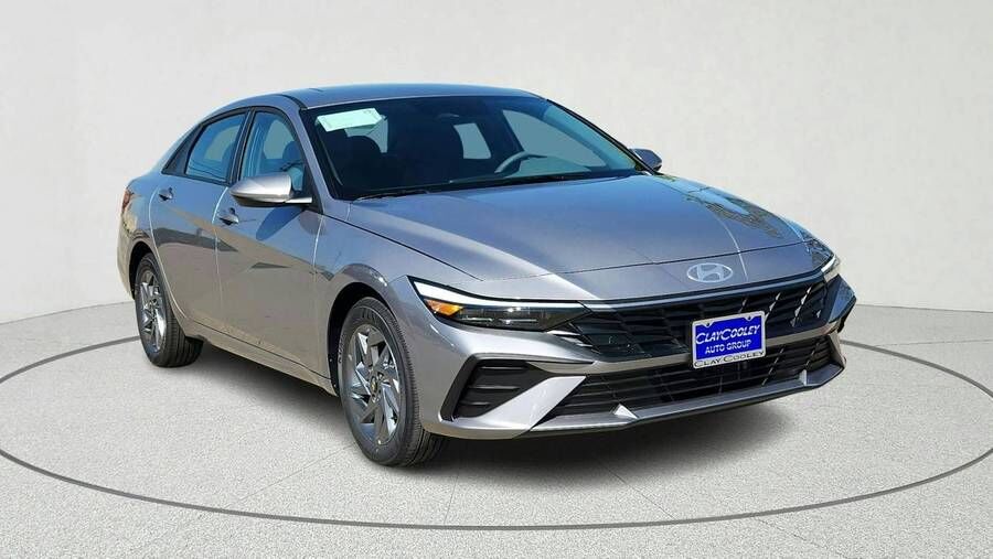 2026 HYUNDAI Elantra