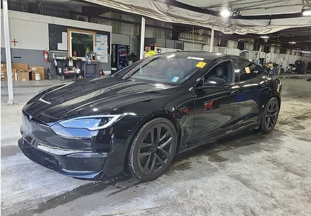 2022 TESLA Model S
