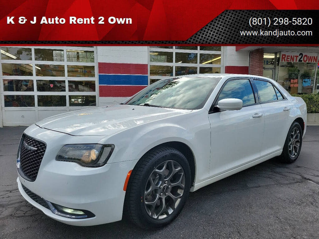 2017 CHRYSLER 300