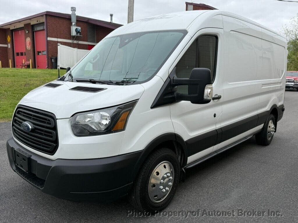 2019 FORD Transit