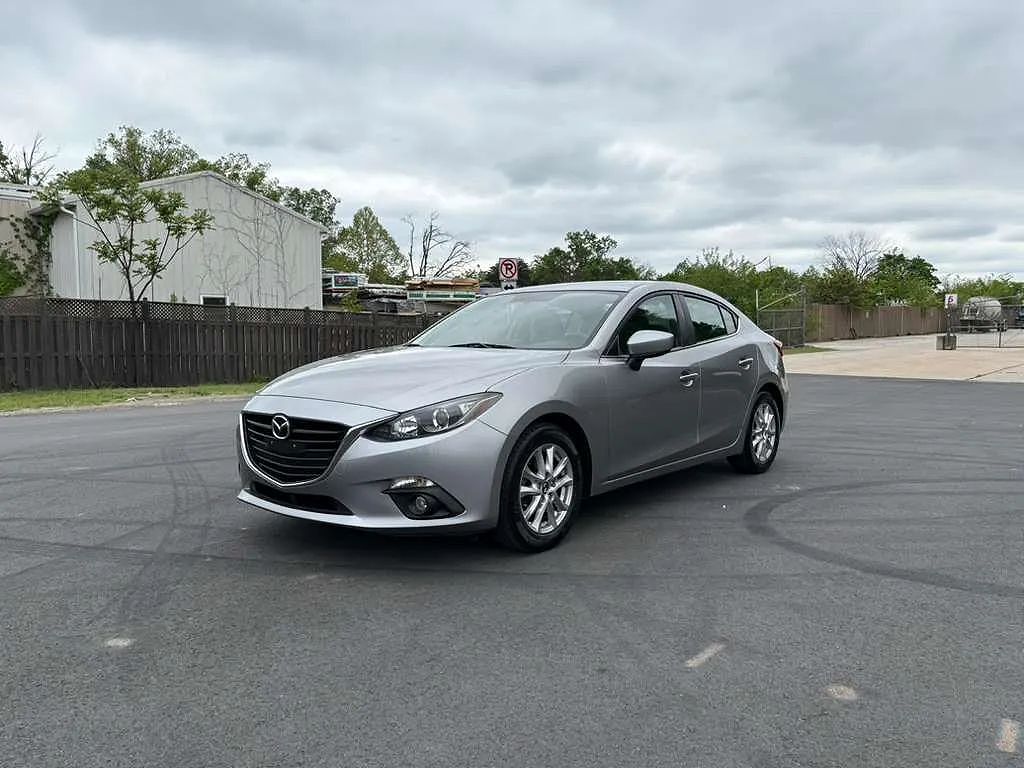 2016 MAZDA Mazda3