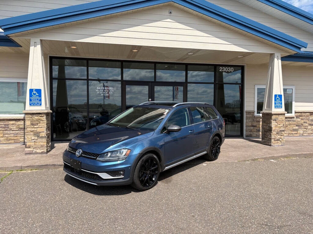 2017 VOLKSWAGEN Golf Alltrack