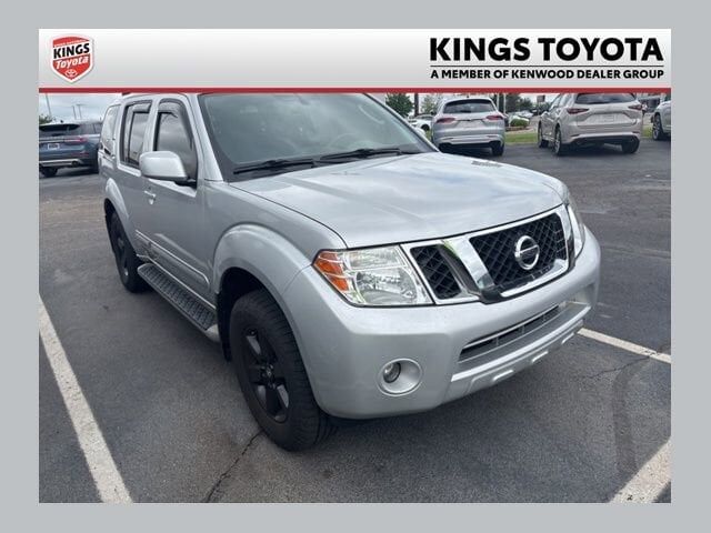 2012 NISSAN Pathfinder