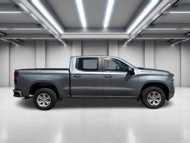 2025 CHEVROLET Silverado