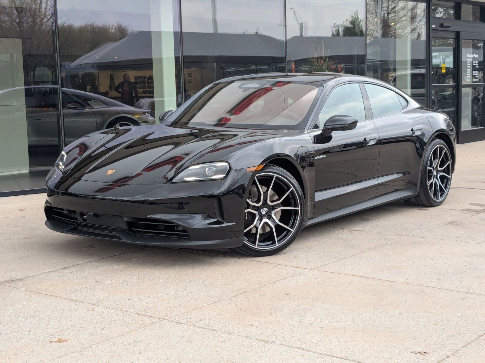 2026 PORSCHE Taycan
