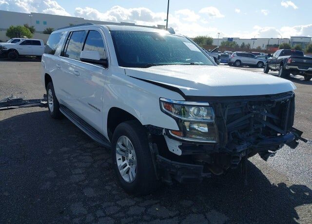 2018 CHEVROLET Suburban