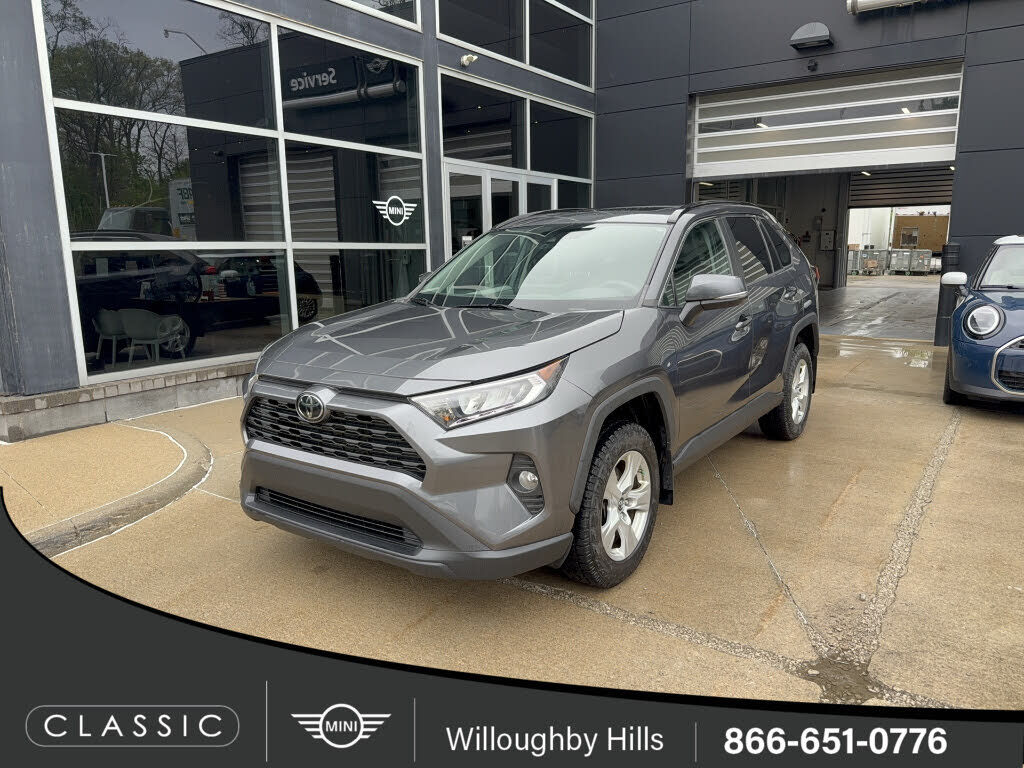 2019 TOYOTA RAV4