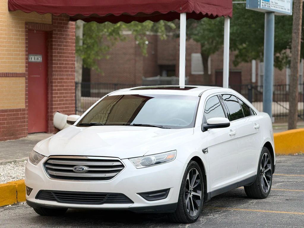 2016 FORD Taurus