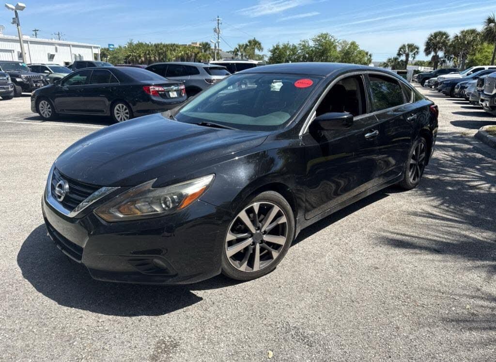 2017 NISSAN Altima