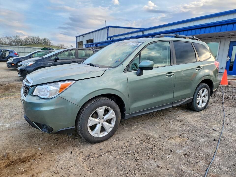 2015 SUBARU Forester