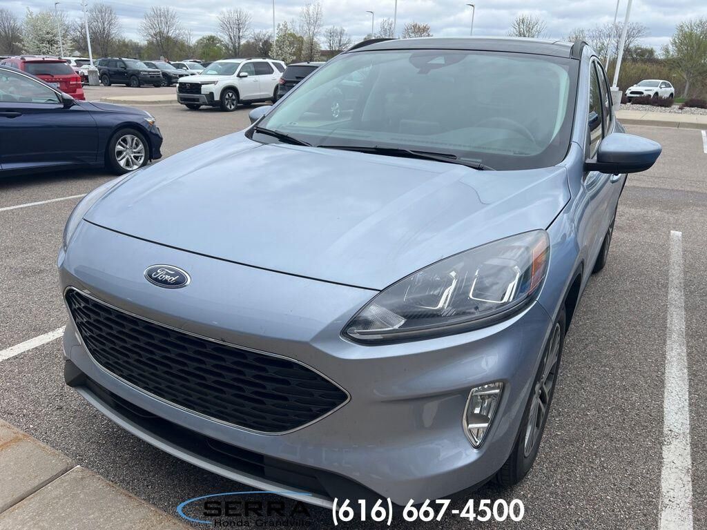 2022 FORD Escape