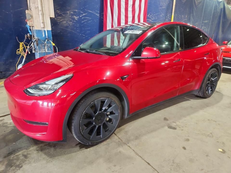 2022 TESLA Model Y