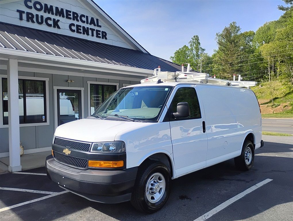 2022 CHEVROLET Express