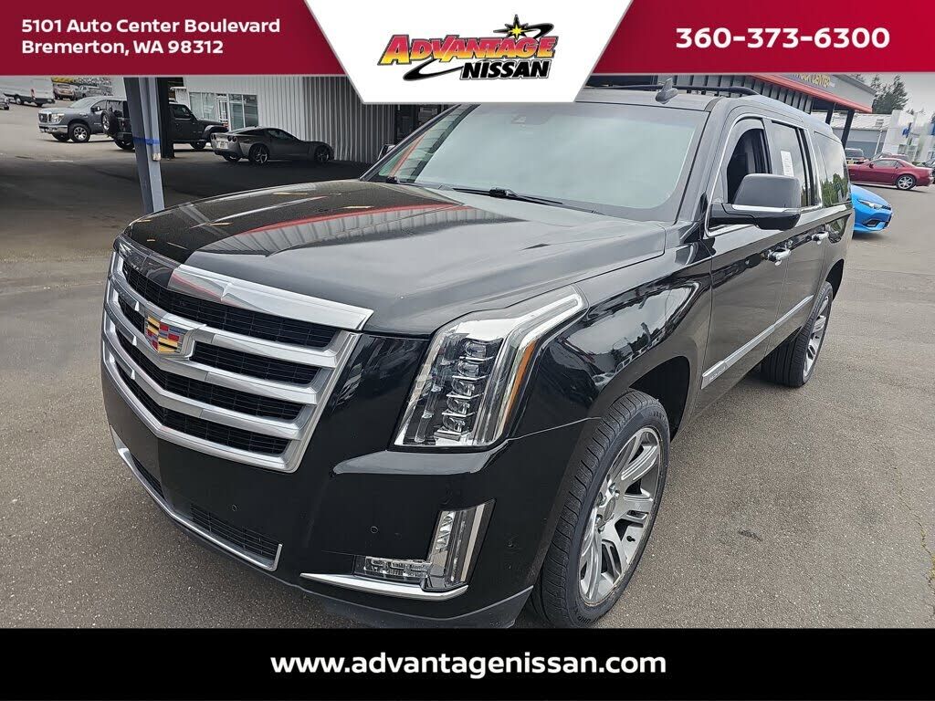 2017 CADILLAC Escalade ESV