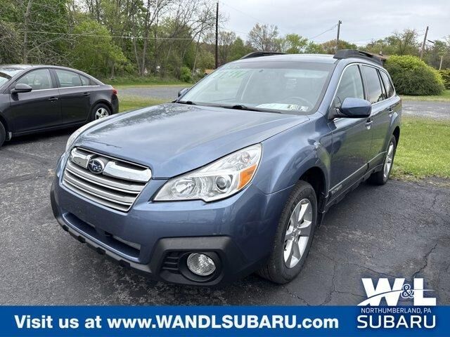2013 SUBARU Outback