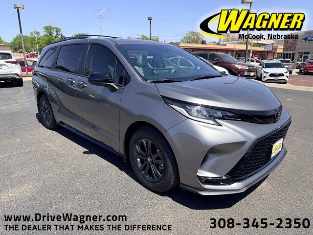 2026 TOYOTA Sienna