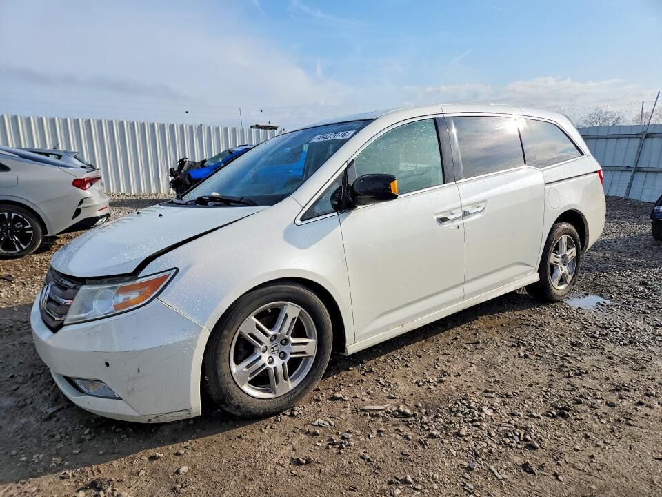 2013 HONDA Odyssey