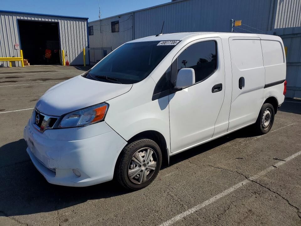 2017 NISSAN NV200