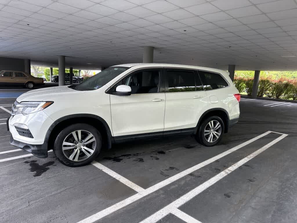 2017 HONDA Pilot