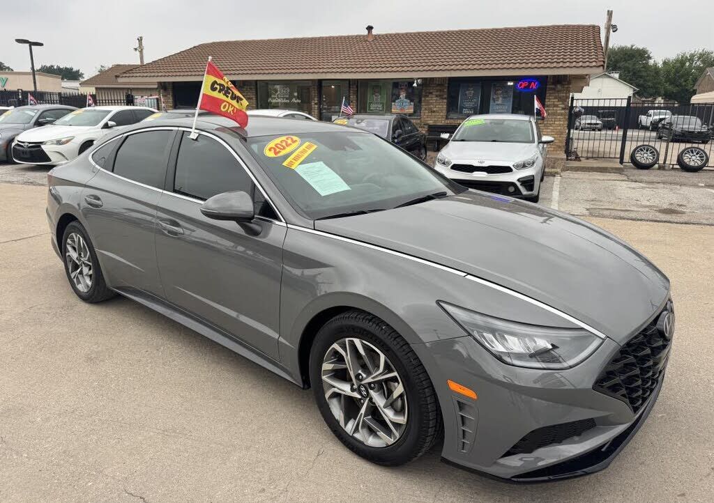 2022 HYUNDAI Sonata