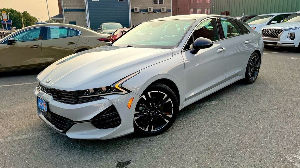 2021 KIA K5