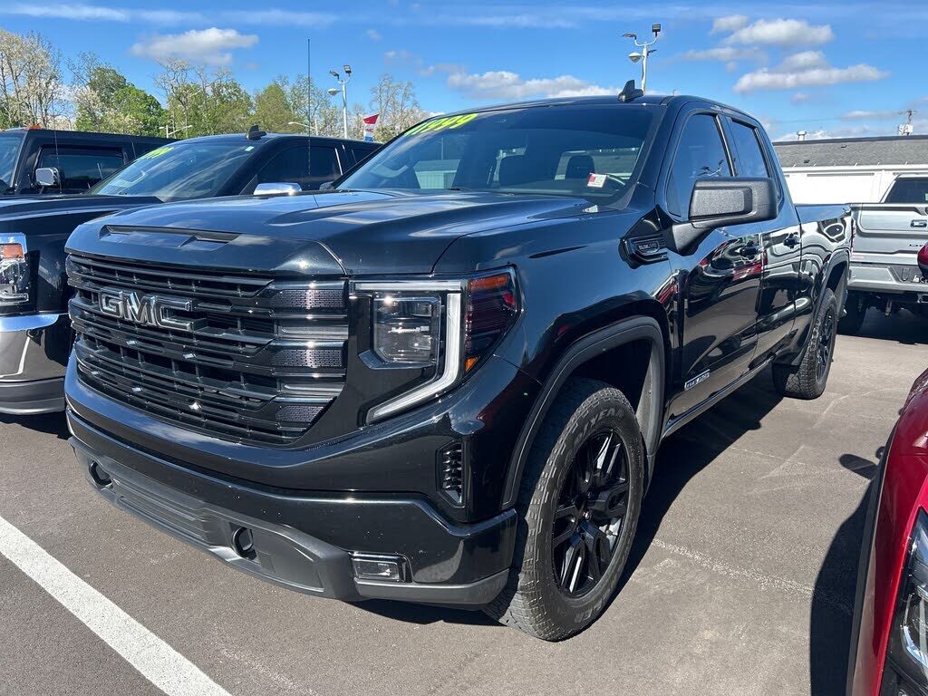 2023 GMC Sierra