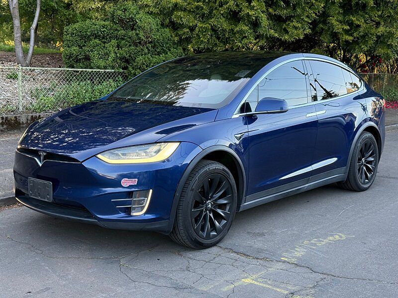 2019 TESLA Model X