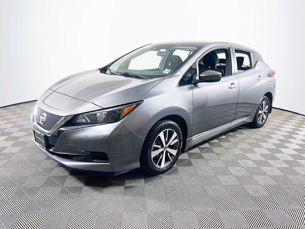 2022 NISSAN Leaf