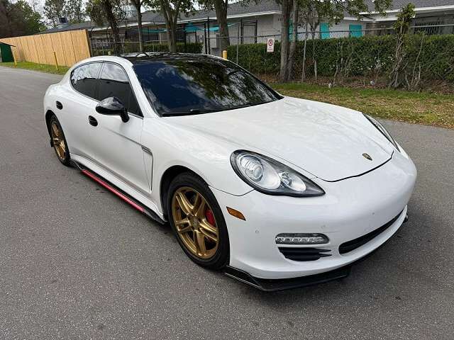 2012 PORSCHE Panamera