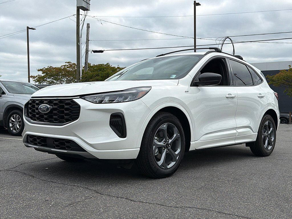 2023 FORD Escape