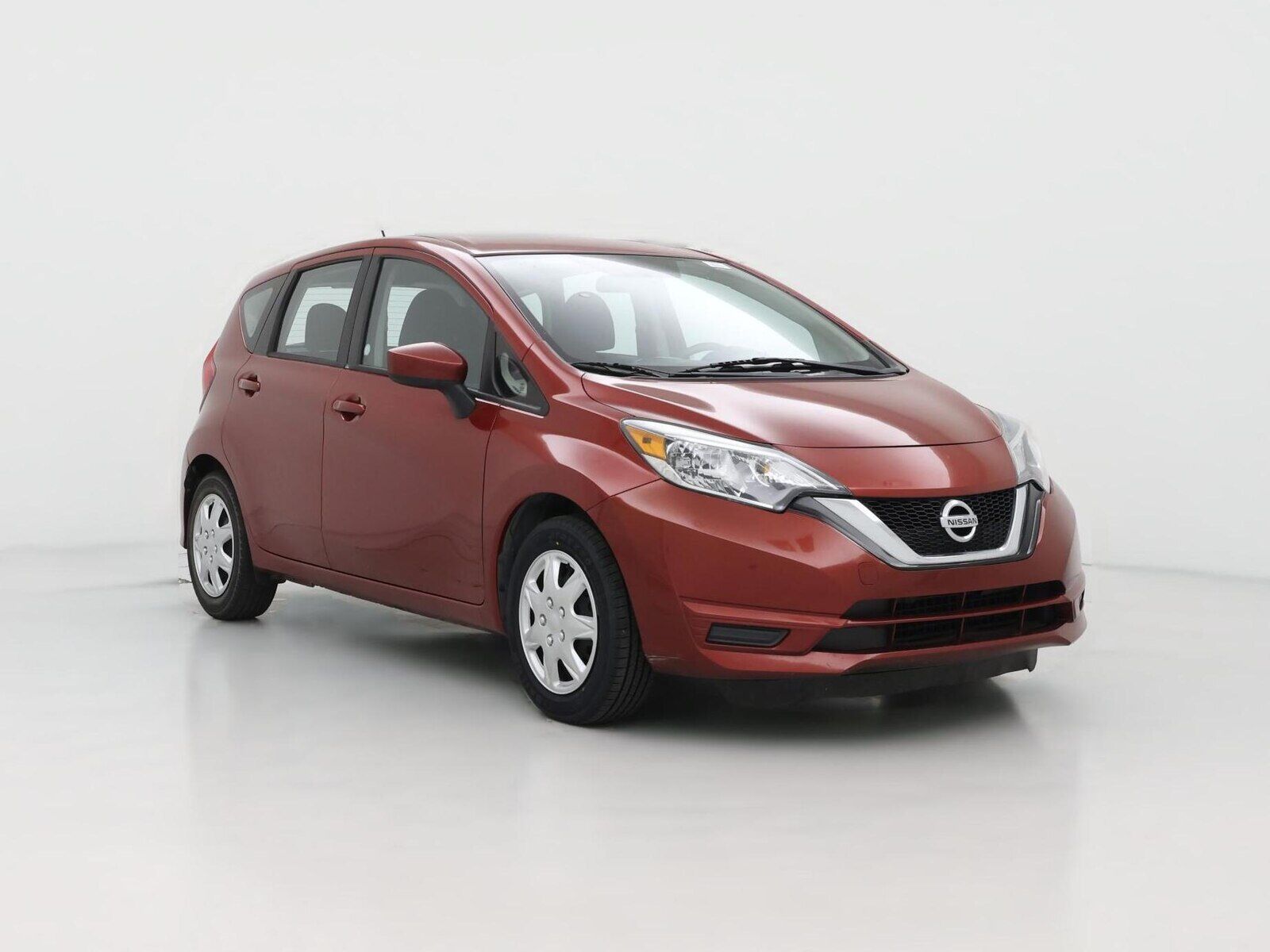 2017 NISSAN Versa