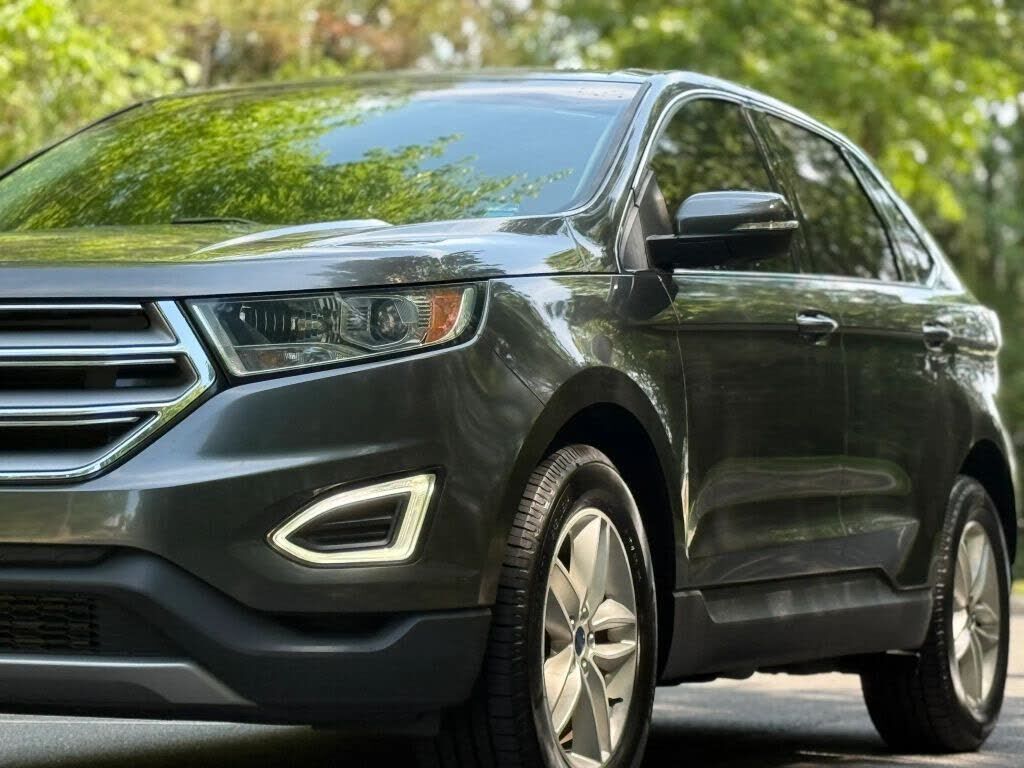 2017 FORD Edge