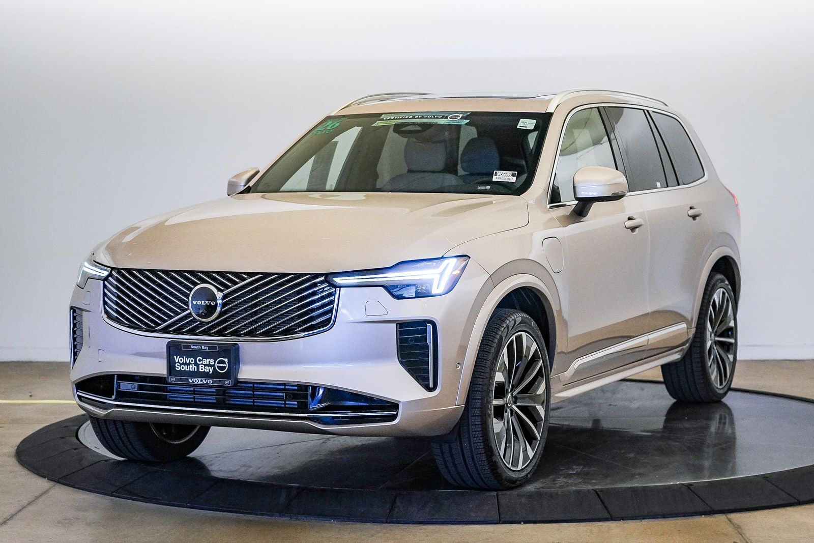2026 VOLVO XC90