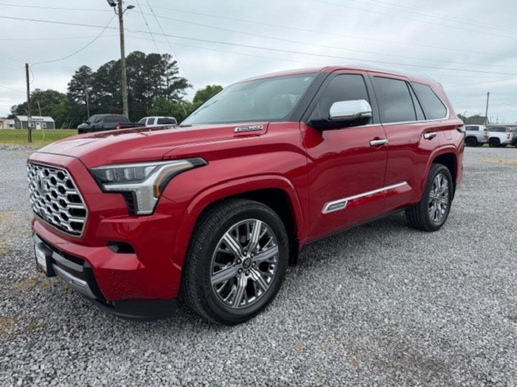2025 TOYOTA Sequoia