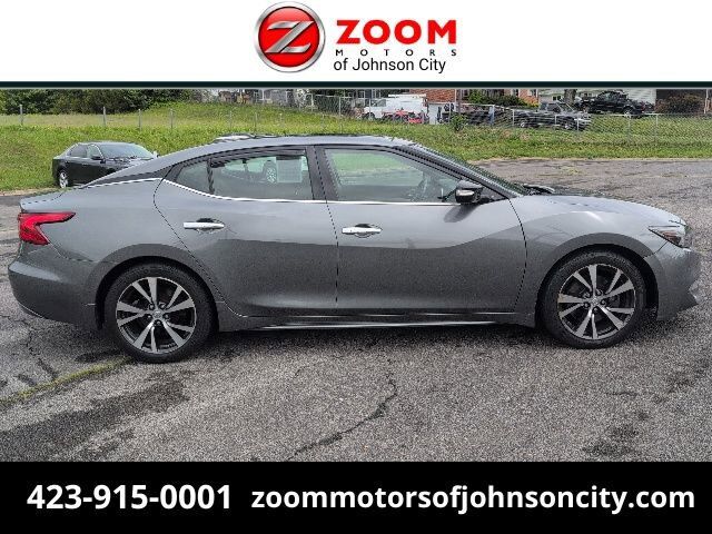 2017 NISSAN Maxima